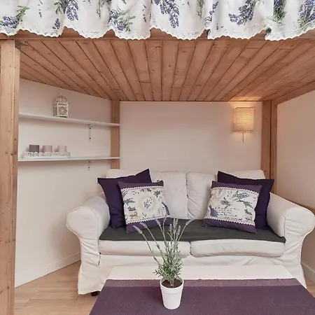Lavender Center By Renters Wrocław