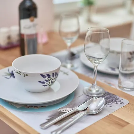 Lavender Center By Renters * Wrocław